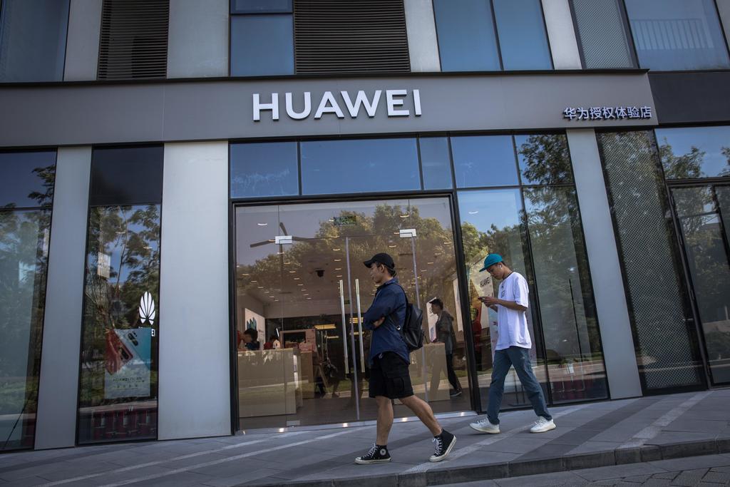 China promete apoyar Huawei a través de métodos legales. Noticias en tiempo real