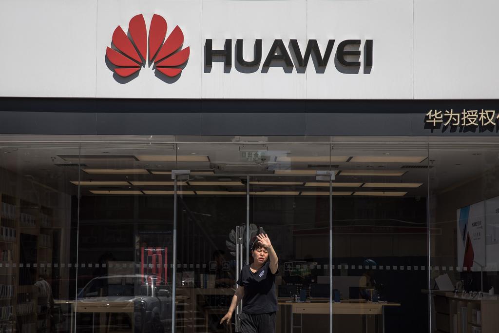 Huawei acusa a EUA de acoso tras veto de Trump. Noticias en tiempo real