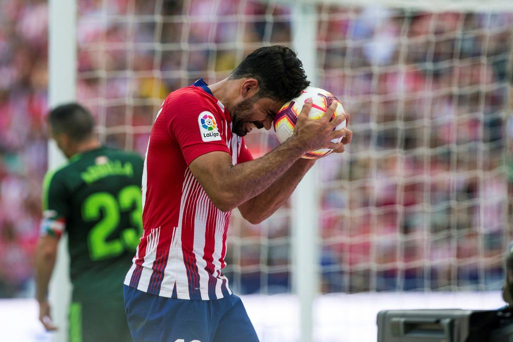 Diego Costa sufre esguince de alto grado durante partido amistoso. Noticias en tiempo real