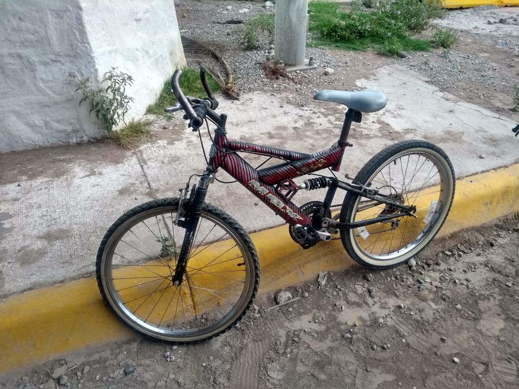 Camioneta impacta a ciclista en Torreón. Noticias en tiempo real