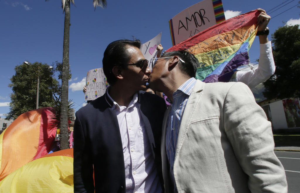 Corte Constitucional de Ecuador aprueba matrimonio gay. Noticias en tiempo real