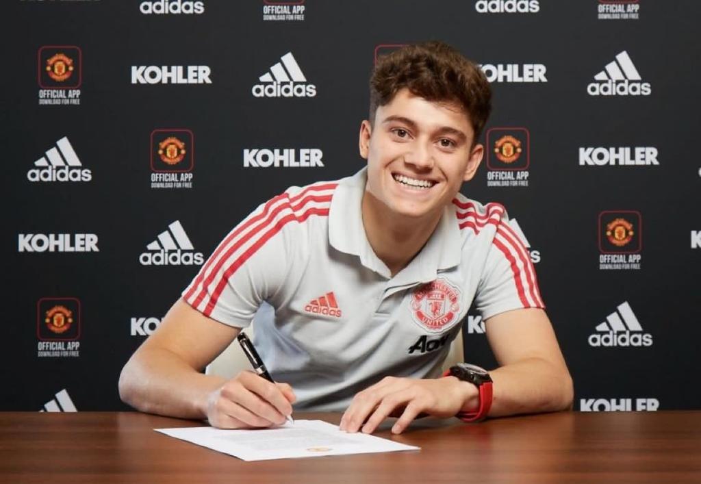 Daniel James se viste de Red Devil. Noticias en tiempo real