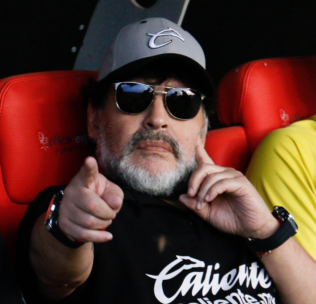 Dorados anuncia salida de Maradona. Noticias en tiempo real