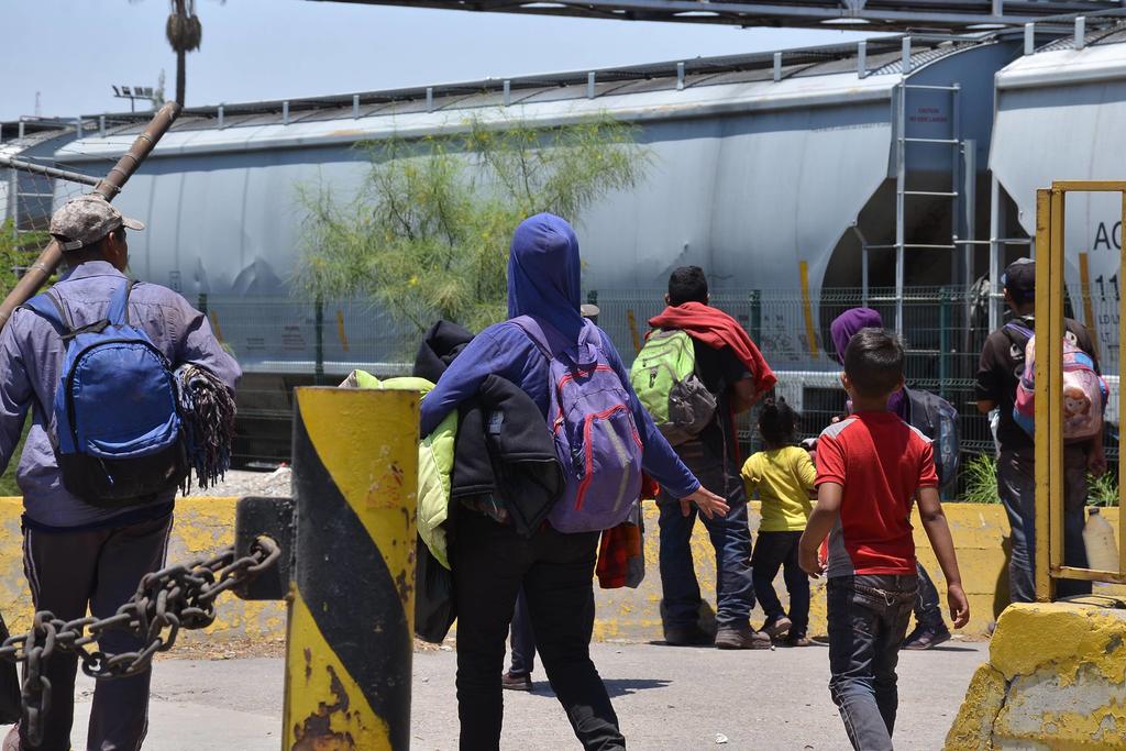Regresarán a México a inmigrantes que soliciten asilo en EU. Noticias en tiempo real
