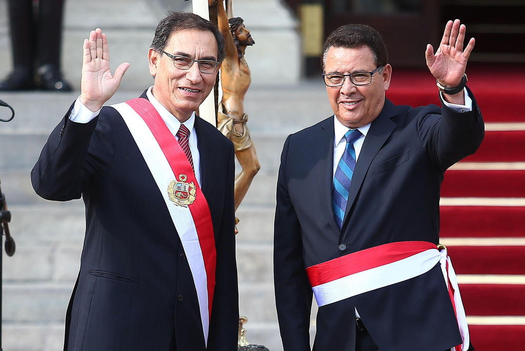Muere ministro de Defensa de Perú durante viaje de trabajo. Noticias en tiempo real