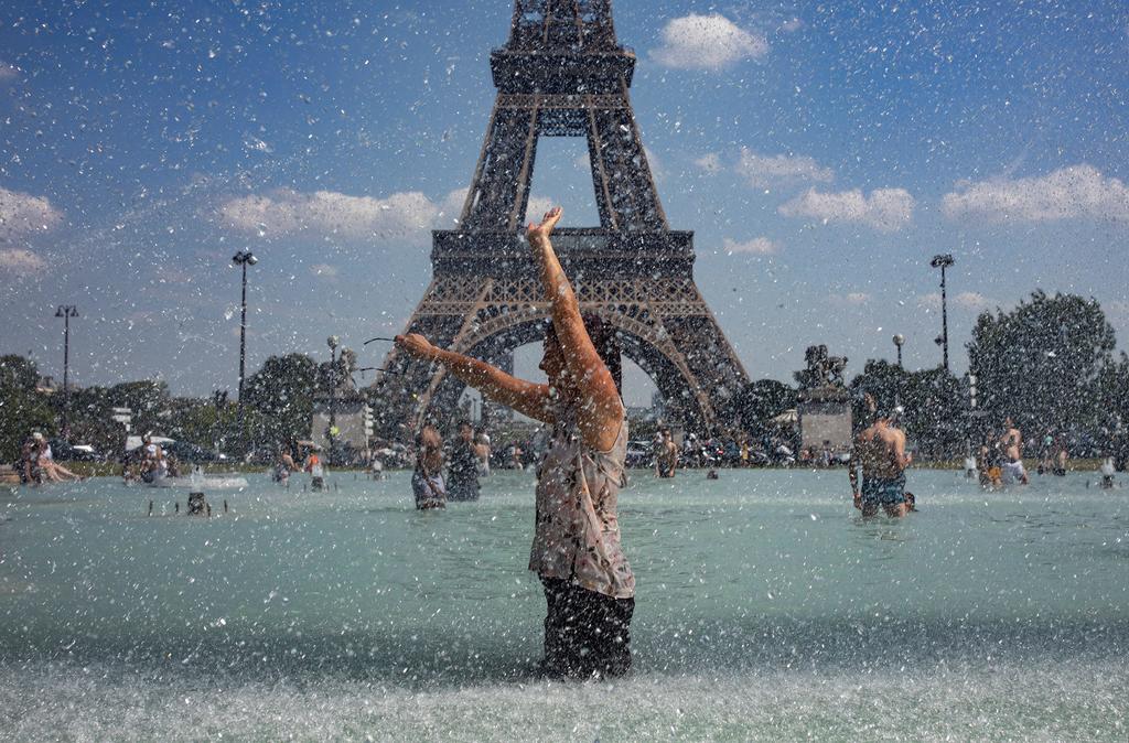 Francia bate su récord de altas temperaturas con 45.9 grados en el sur. Noticias en tiempo real