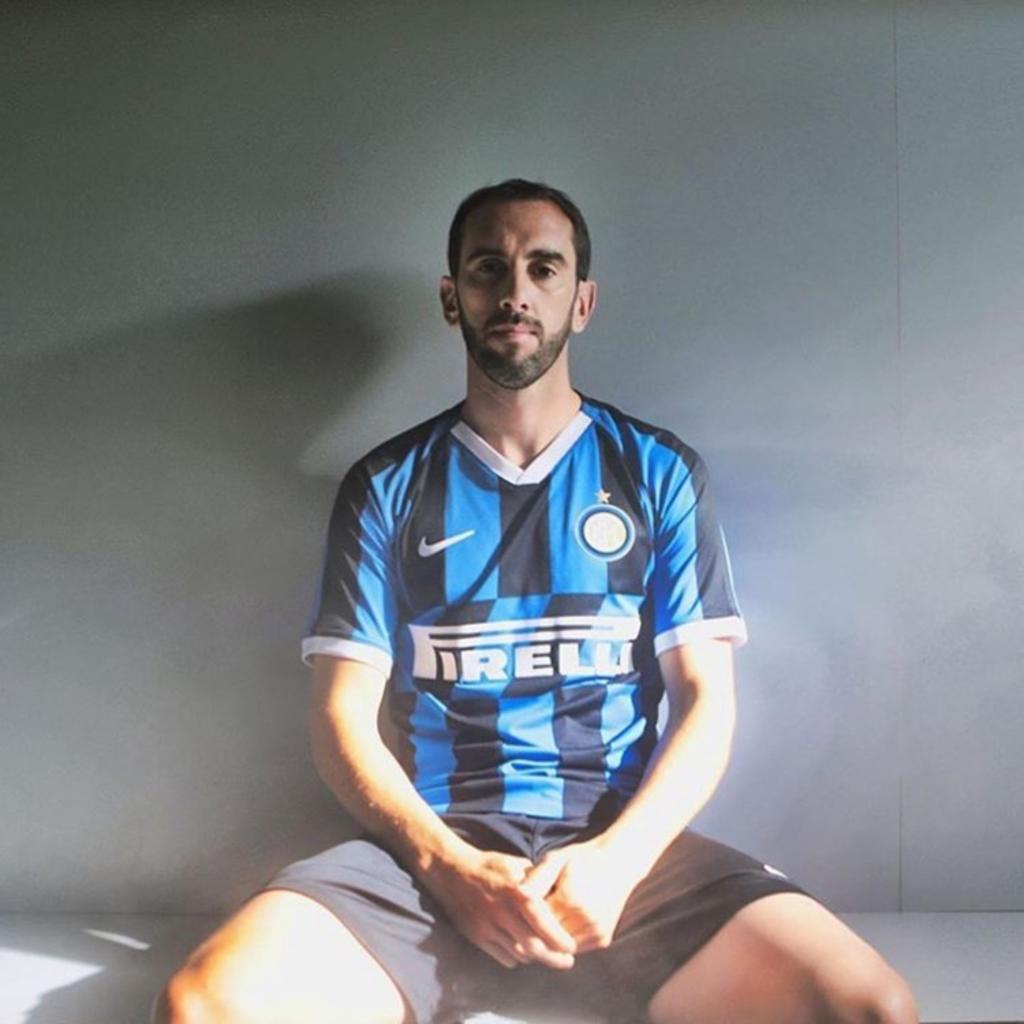 Inter de Milán anuncia la contratación de Diego Godín. Noticias en tiempo real