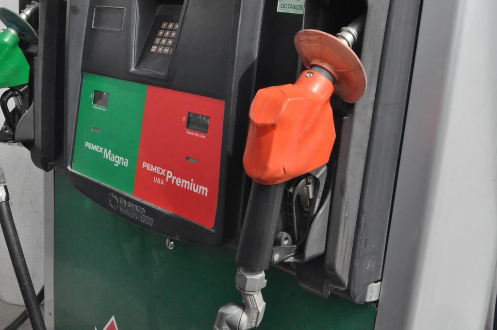 Hacienda regresa estímulo fiscal a gasolina Premium. Noticias en tiempo real