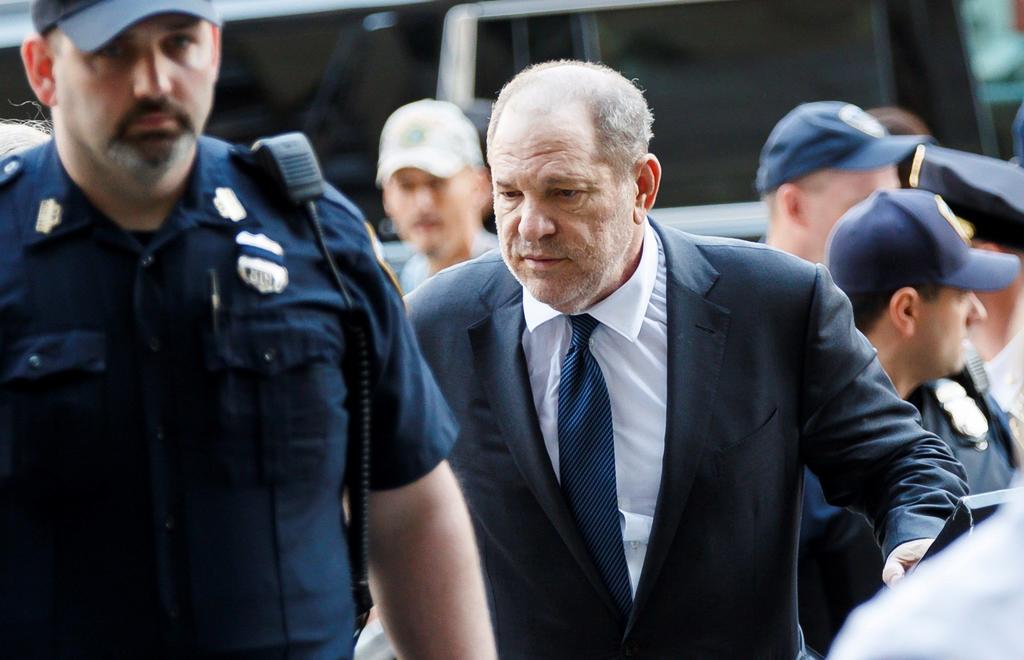 Abogados abandonan a Harvey Weinstein a dos meses de su juicio. Noticias en tiempo real