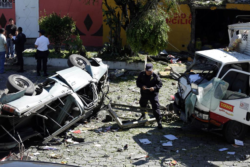 Explosión de cilindros de gas propano deja 3 muertos en El Salvador. Noticias en tiempo real