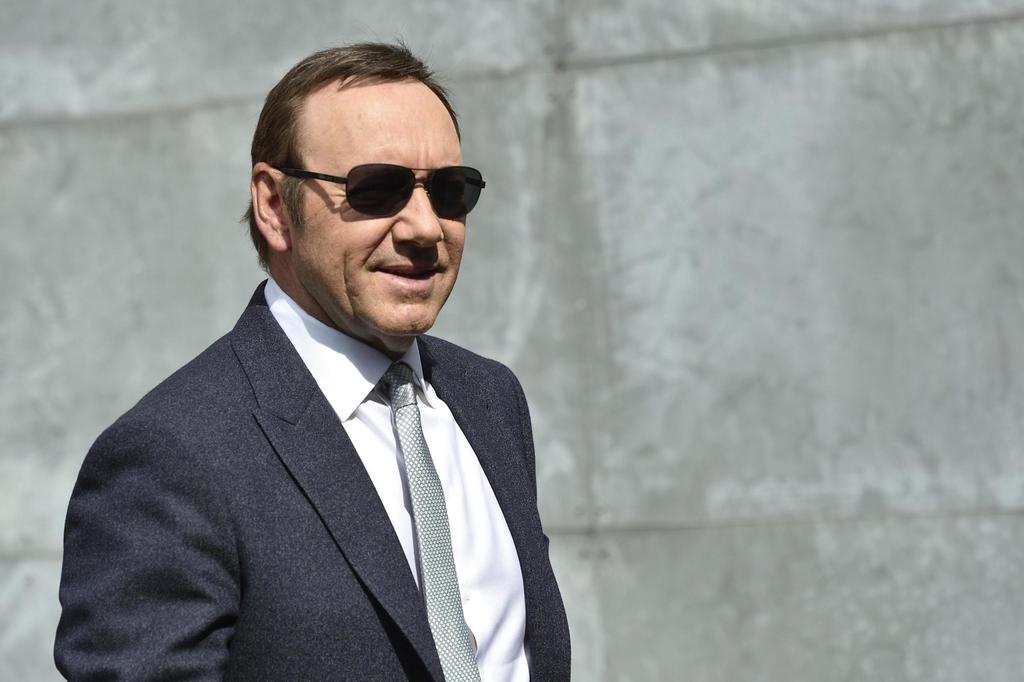 Retiran cargos de agresión sexual contra Kevin Spacey. Noticias en tiempo real