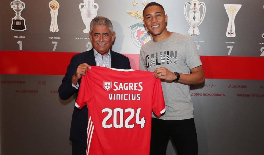 Benfica ficha a Carlos Vinicius por 17 mde. Noticias en tiempo real