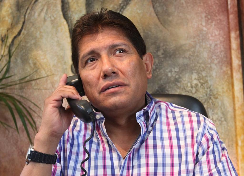 Juan Osorio reaparece en público después del asalto. Noticias en tiempo real
