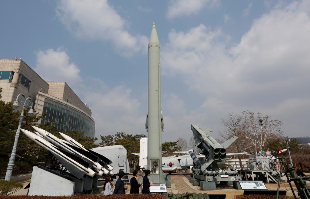 Corea del Norte realiza un nuevo lanzamiento de proyectiles, según Seúl. Noticias en tiempo real