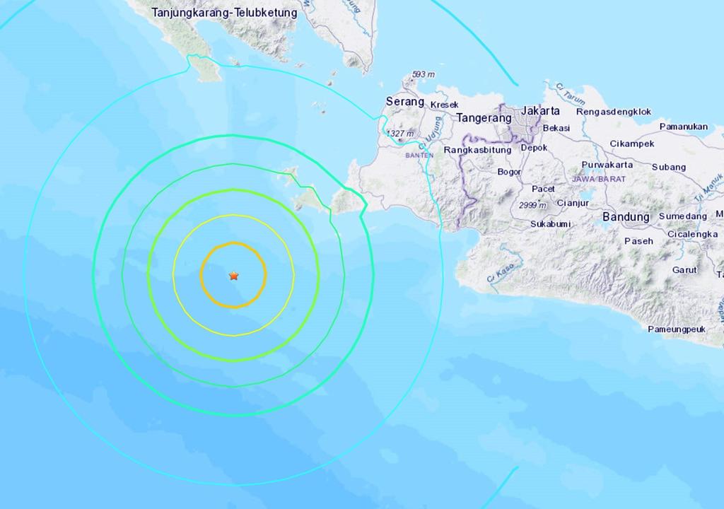 Sacude sismo magnitud 6.8 a Indonesia; emiten alerta de tsunami. Noticias en tiempo real
