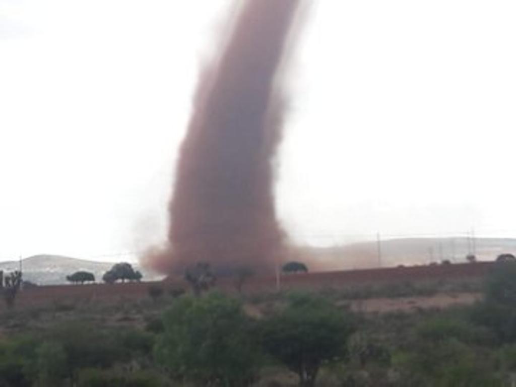 Tornado sorprende a habitantes de comunidad en Fresnillo, Zacatecas. Noticias en tiempo real