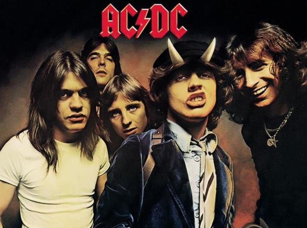 AC/DC revela portada censurada de su álbum Highway To Hell. Noticias en tiempo real