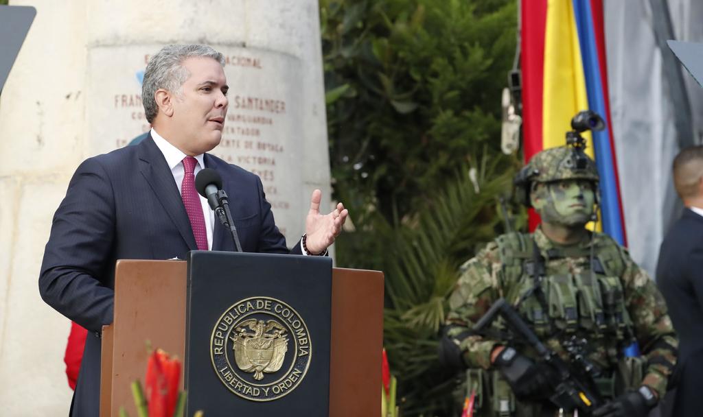 Duque sobre Maduro y sus ejercicios militares: Perro que ladra no muerde. Noticias en tiempo real