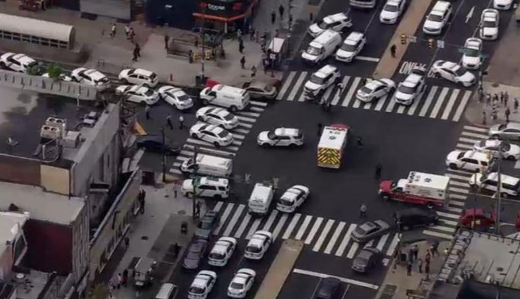 Suman 6 policías heridos tras tiroteo en Filadelfia. Noticias en tiempo real