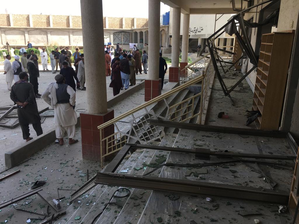 Explosión en mezquita de Pakistán deja cinco muertos y 15 heridos. Noticias en tiempo real