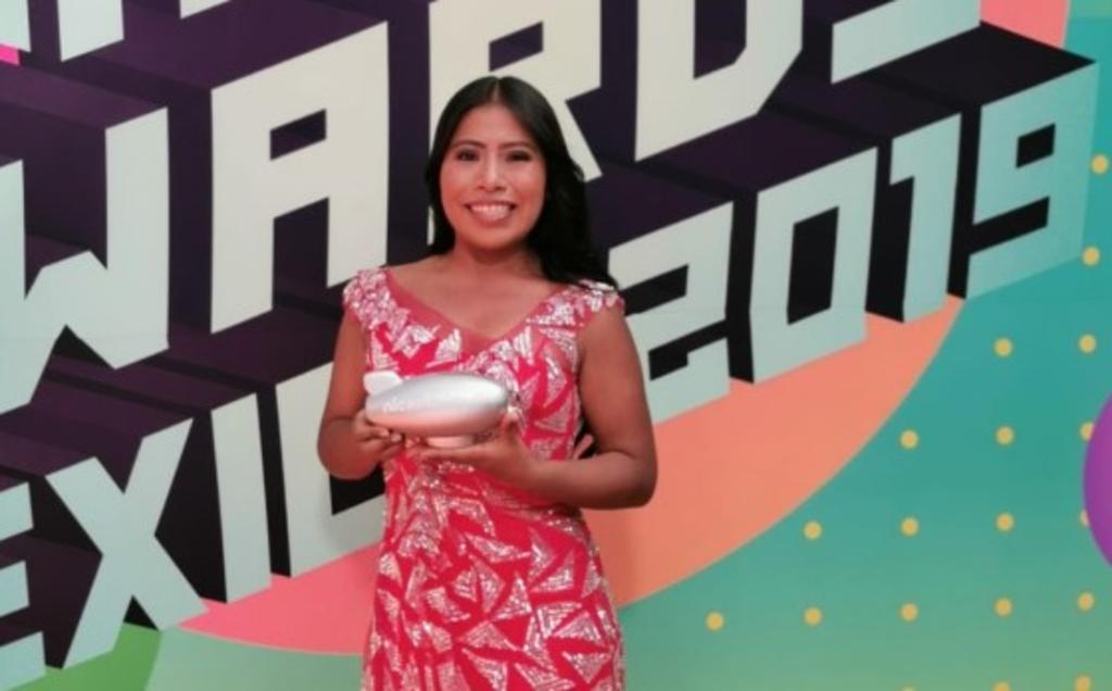 Kids Choice Awards entrega reconocimiento a Yalitza Aparicio. Noticias en tiempo real