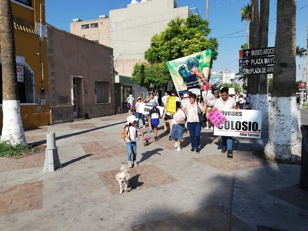 Laguneros se unen en Marcha Perruna. Noticias en tiempo real