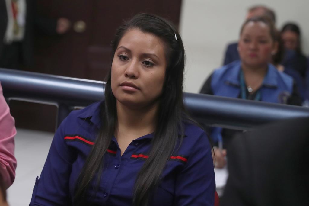 Esperan fallo contra joven acusada de aborto en El Salvador. Noticias en tiempo real