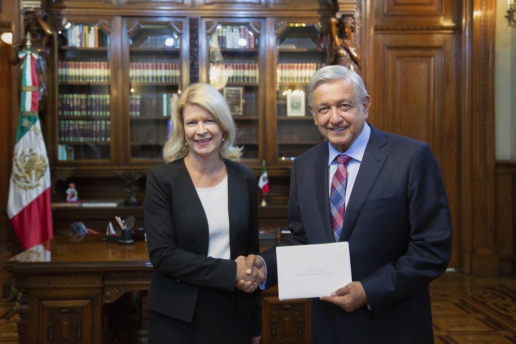 AMLO recibe cartas credenciales de seis nuevos embajadores. Noticias en tiempo real