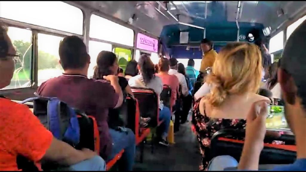 Circula video en redes sociales de autobús en malas condiciones. Noticias en tiempo real