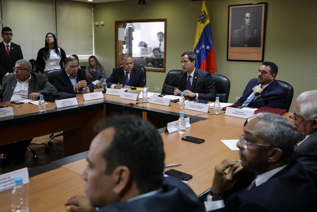 Debatirá parlamento venezolano rearme de disidentes de FARC. Noticias en tiempo real