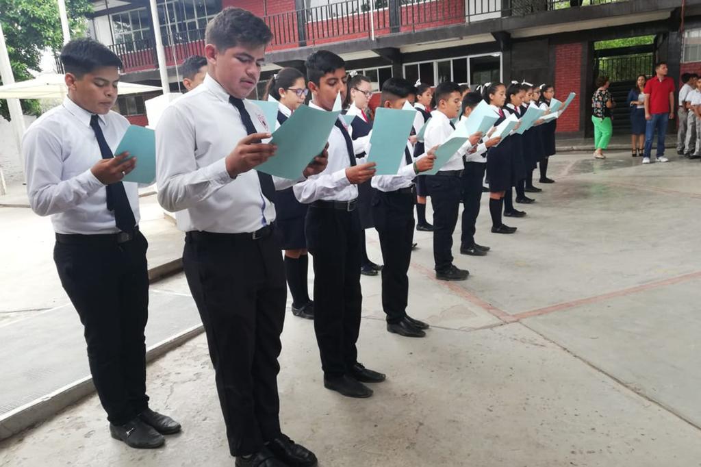 Rompen Récord Mundial de Lectura 421,133 estudiantes de Gómez Palacio. Noticias en tiempo real
