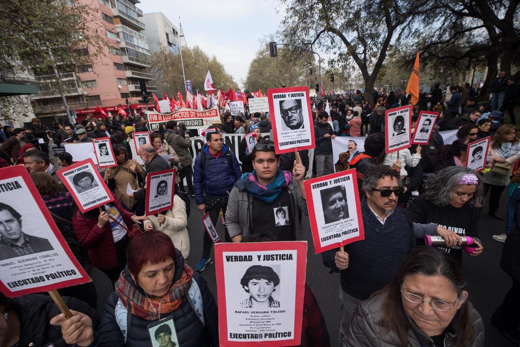 A 46 años del golpe, chilenos marchan para recordar a víctimas de Pinochet. Noticias en tiempo real