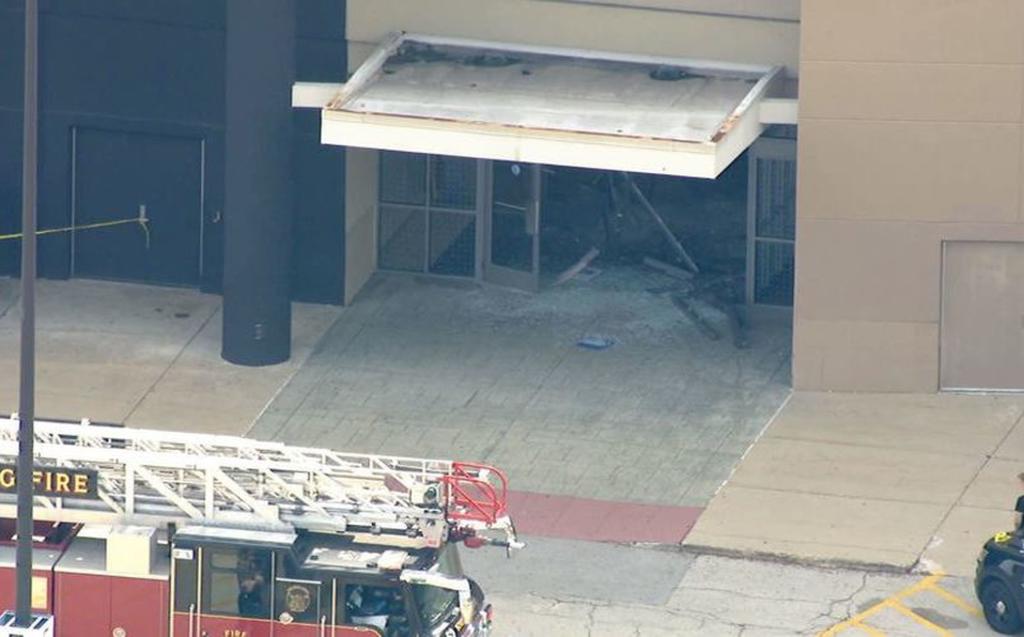 Reportan tiroteo en centro comercial de Illinois. Noticias en tiempo real