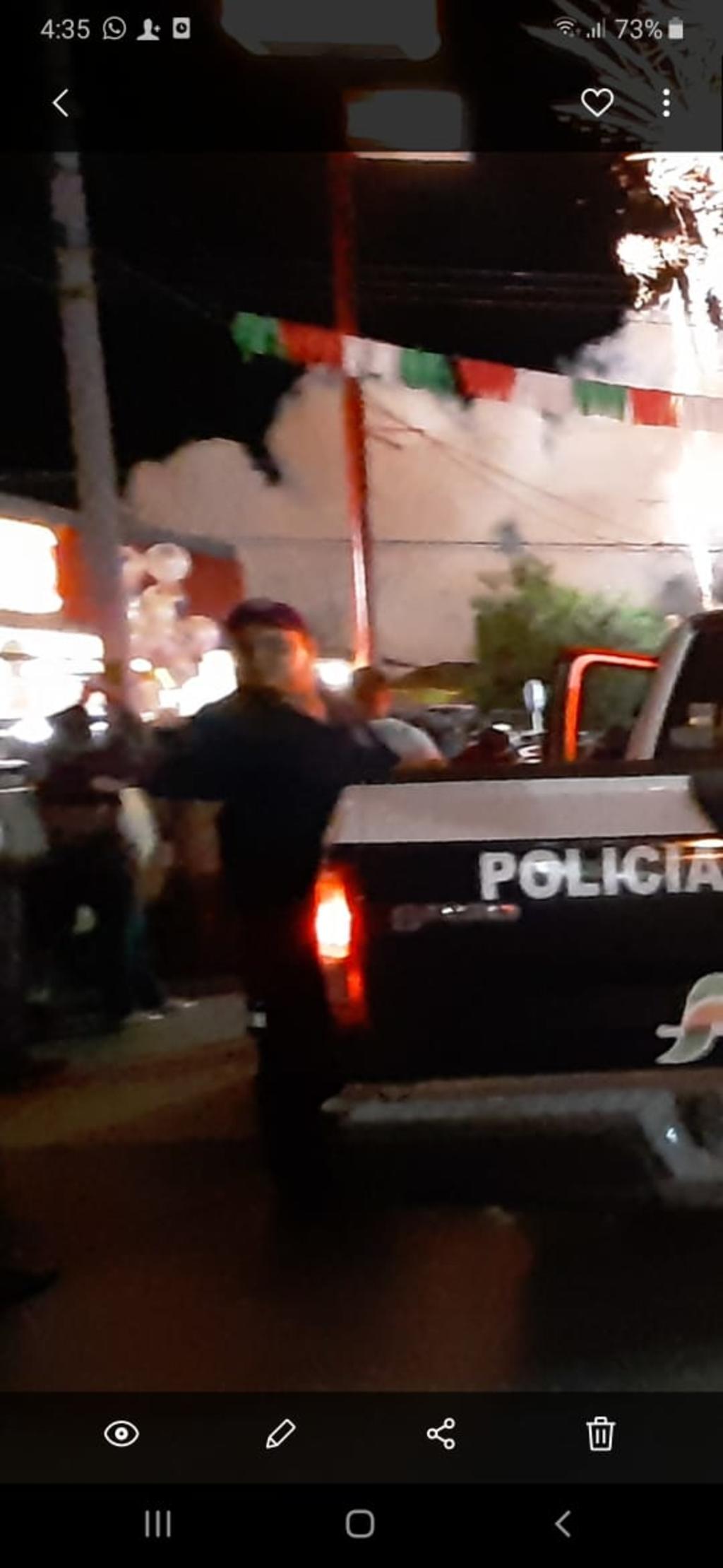 Amenaza policía a reportera por tomar fotos en Ciudad Frontera. Noticias en tiempo real