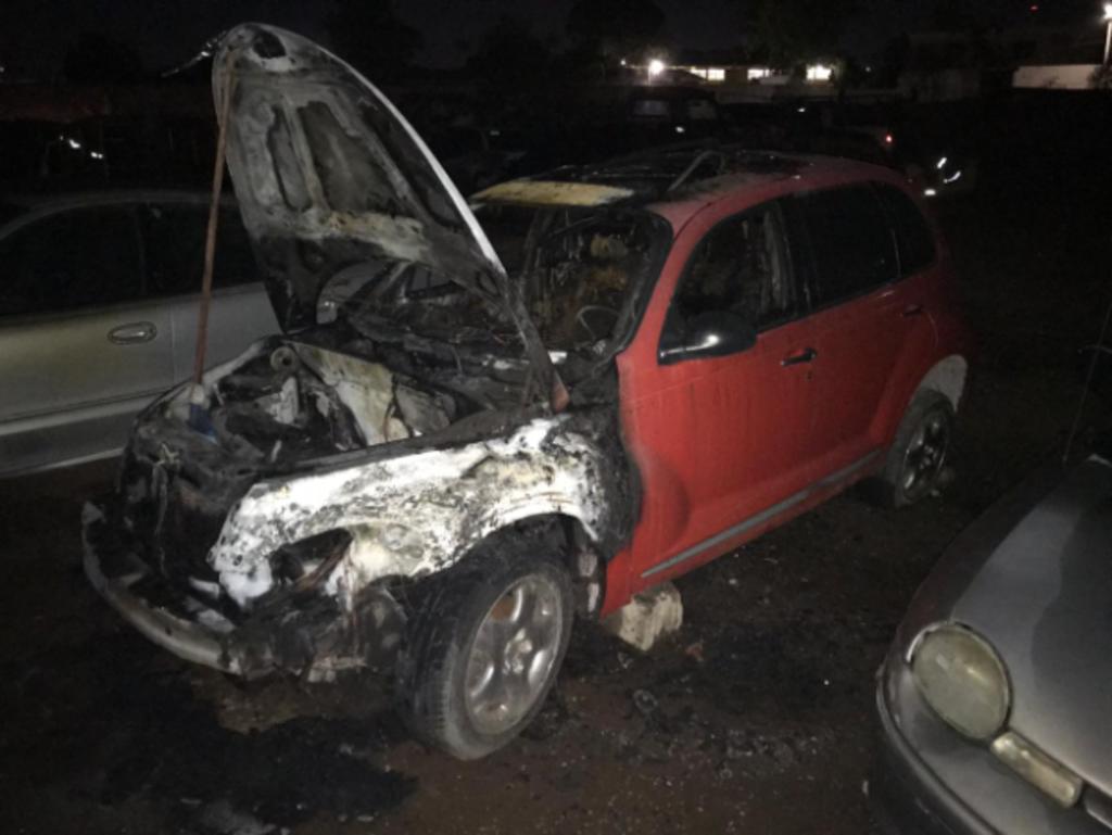 Se incendian vehículos en predio de Torreón. Noticias en tiempo real