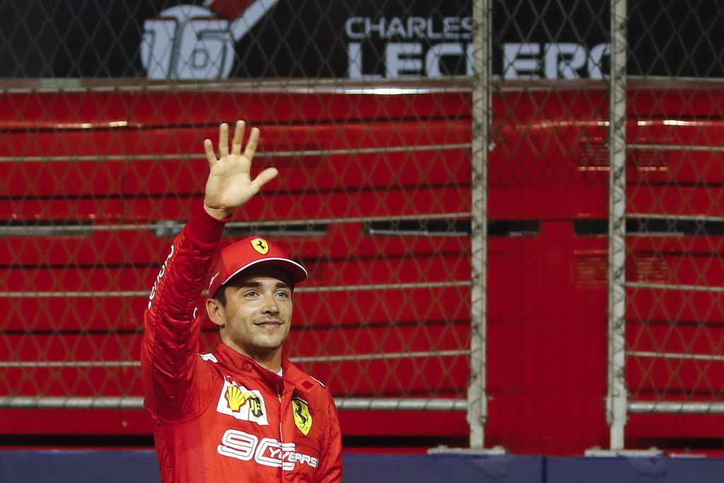 Leclerc gana la pole en Singapur. Noticias en tiempo real