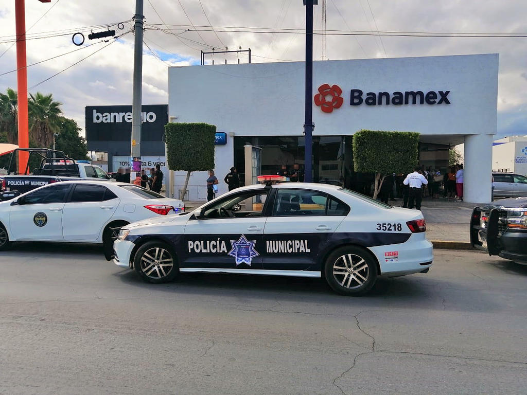 Asaltan a cuentahabiente en banco de Torreón. Noticias en tiempo real