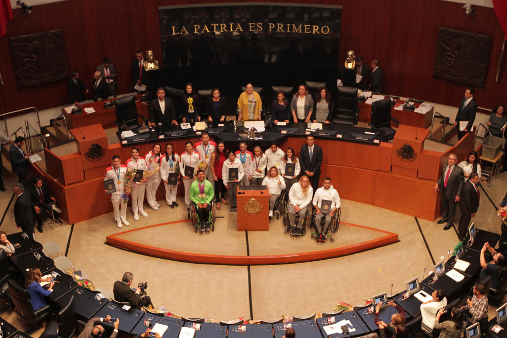 Reciben reconocimientos del Senado atletas que participaron en Lima 2019. Noticias en tiempo real