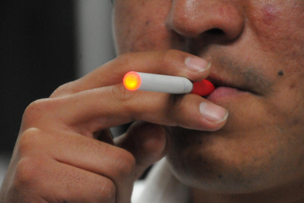 Buscan prohibir cigarros electrónicos en Coahuila. Noticias en tiempo real