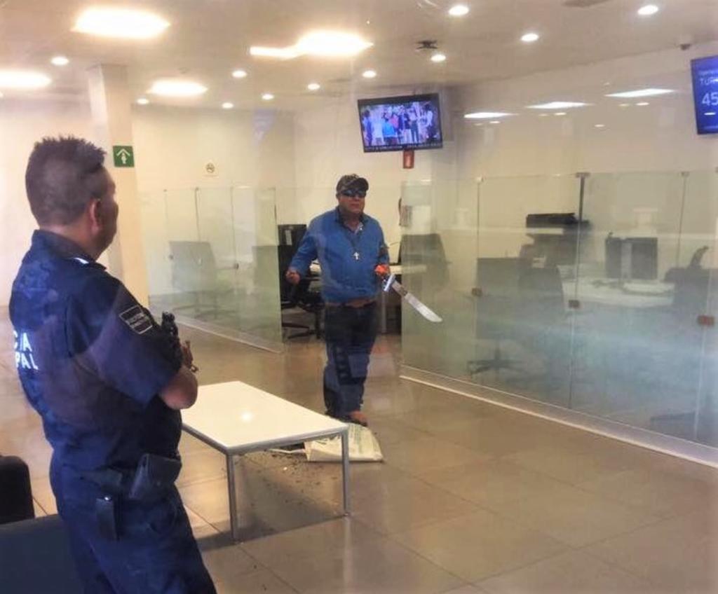Abaten a hombre que ingresó armado a un banco en Pachuca. Noticias en tiempo real