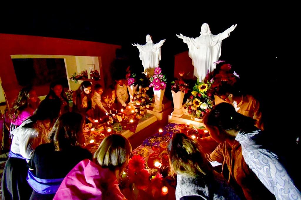 Iluminarán sólo con velas el Panteón Guadalupe en Monclova. Noticias en tiempo real