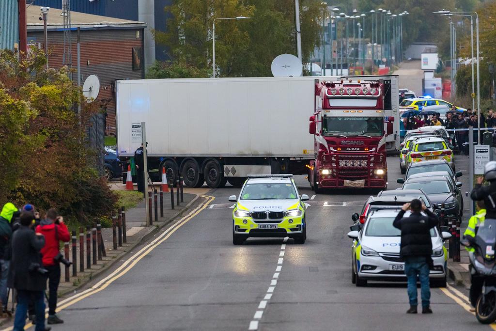 Buscan a más sospechosos por camión con 39 cadáveres en Reino Unido. Noticias en tiempo real