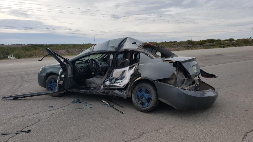 Vehículo 'chueco' es embestido por camión de basura en Piedras Negras - El Siglo de Torreón