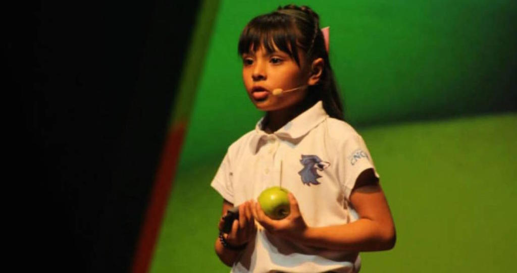 Adhara Pérez, la niña genio mexicana que posee un IQ superior al de Einstein. Noticias en tiempo real