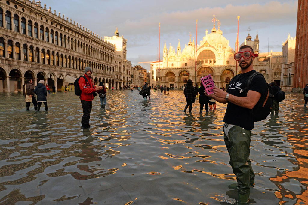 Venecianos, cansados del turismo y las inundaciones. Noticias en tiempo real
