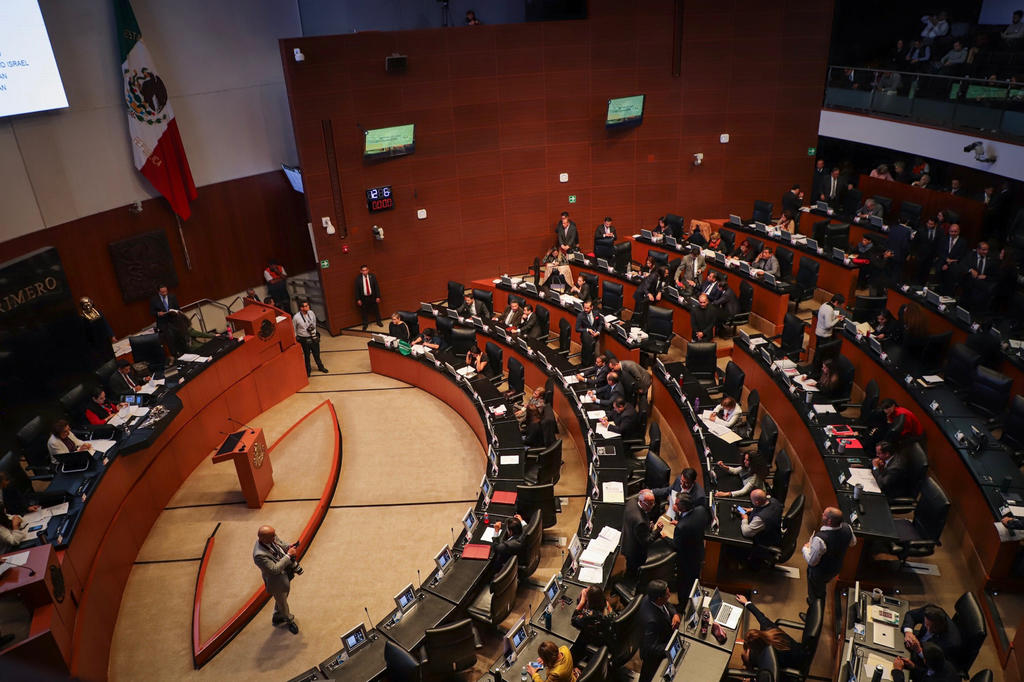 Demandan en el Senado combate efectivo a la corrupción en Pemex. Noticias en tiempo real