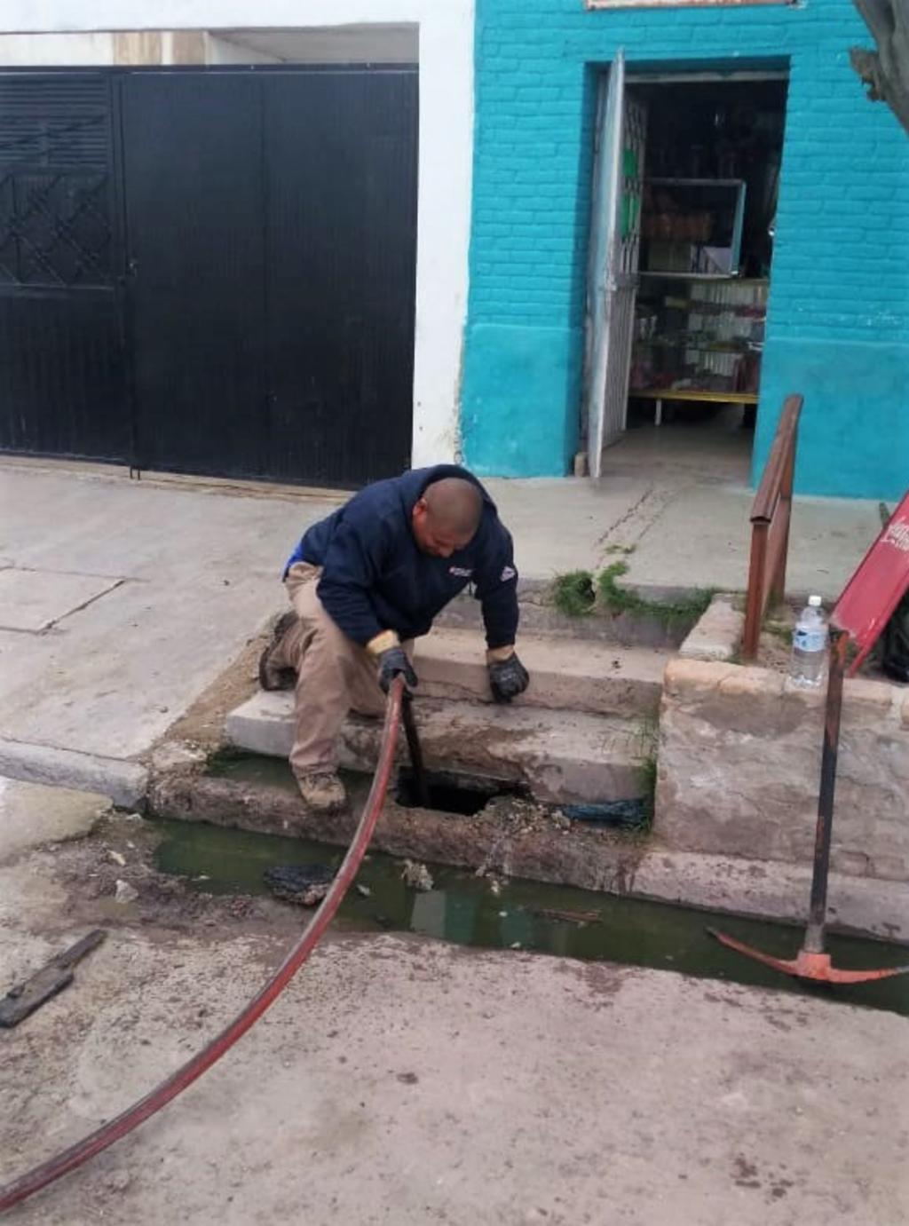 Avanza limpieza de red de drenaje en Madero para evitar fugas. Noticias en tiempo real