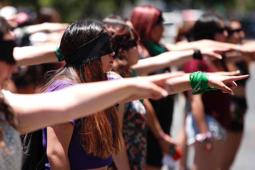 Resultado de imagen para coreografia un violador en tu camino chile