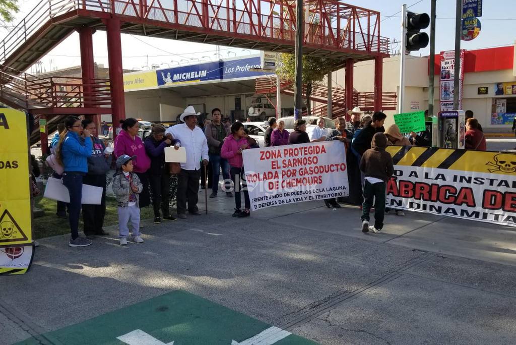 Protestan en presidencia de Gómez Palacio por Chemours. Noticias en tiempo real