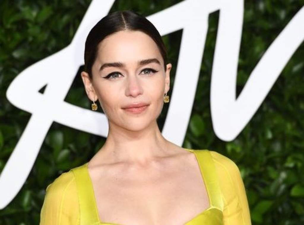 Emilia Clarke se olvida de dragones para debutar en teatro. Noticias en tiempo real